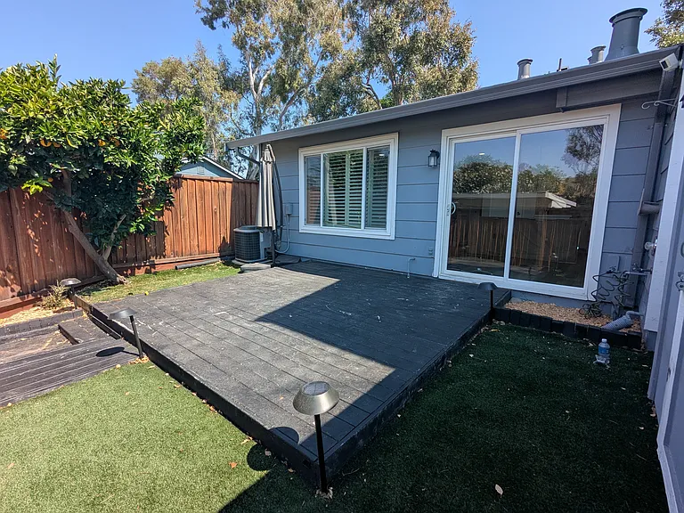 1297 Spring Valley Cmn — Photo 21