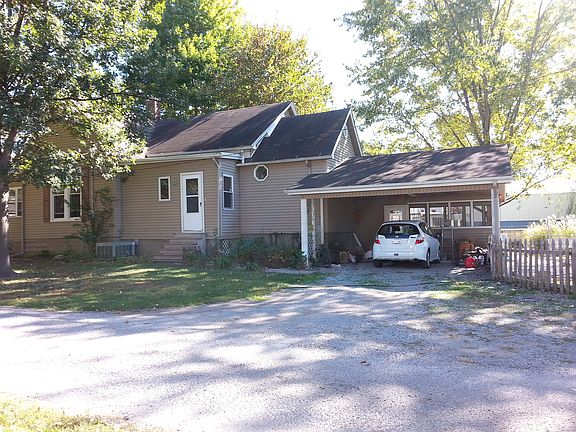 Side view, fenced backyard