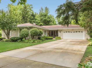 2331 Tanglewood Dr, Aurora, IL