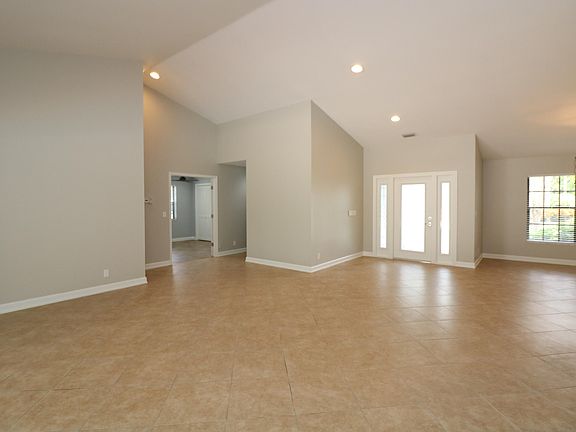 Home For Sale In Pine Tree Golf Club