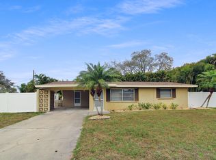 173 E Seminole Dr, Venice, FL 34293