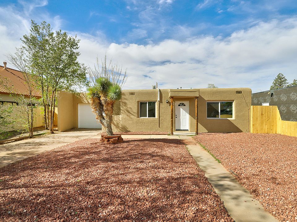 1st image of 2437 Alvarado Dr NE