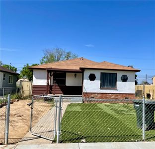 236 E 5th St, Perris, CA, 92570