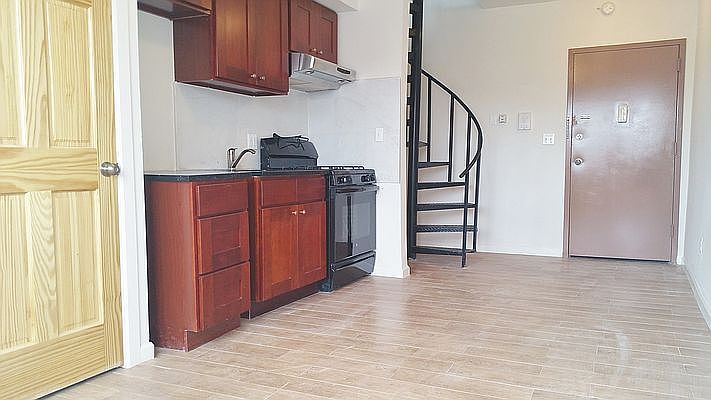 1st image of 25-24 Broadway #4Q