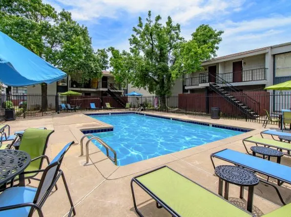 5560 Medical Center Apartments