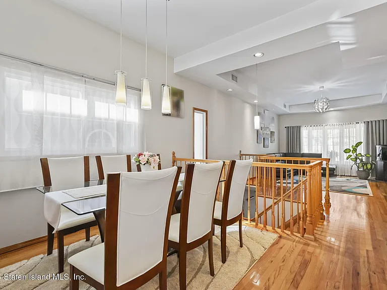 40 Devens St #1&2 — Photo 11