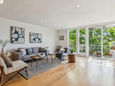 811 York St APT 313, Oakland, CA, 94610