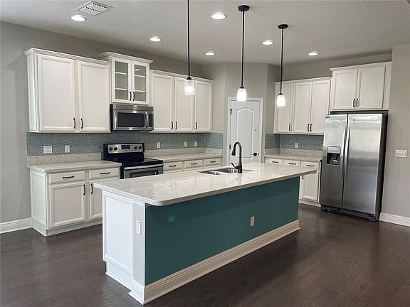 3rd image of 3560 Pixie Ln
