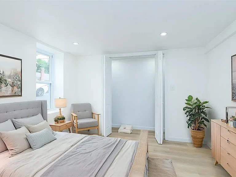71 Henshaw St #1 — Photo 9