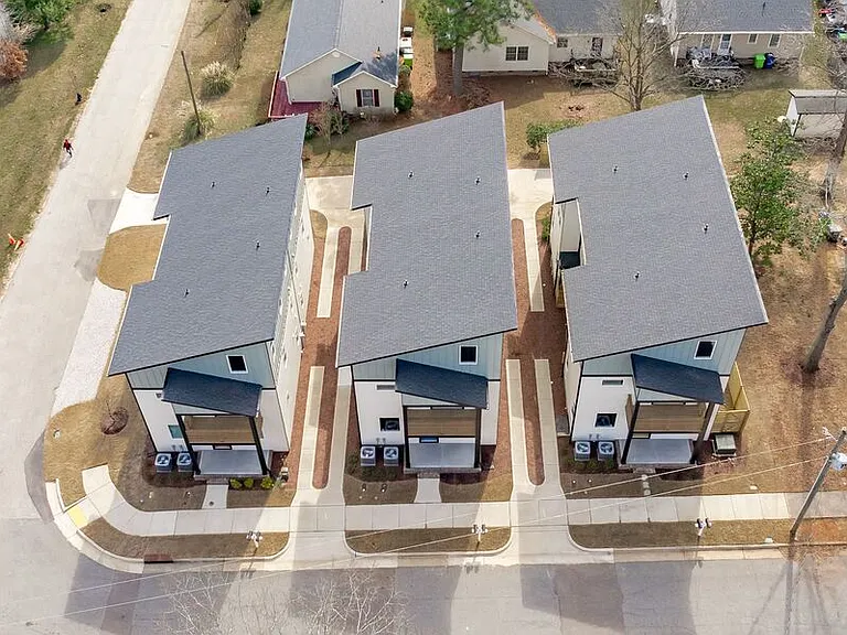 1316 E Lenoir St — Photo 35