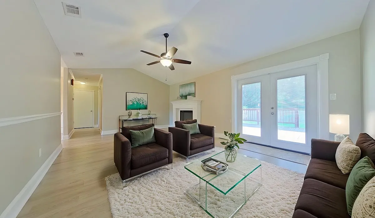 317 Springwood Circle — Photo 4