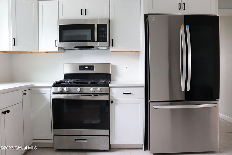 5th image of 1712 Dorsett Street