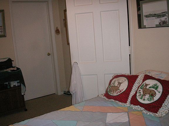 5th image of 813 45th Ave N