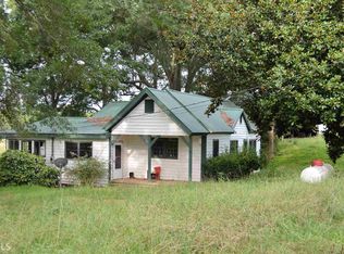 65 Cook Ln, Carrollton, GA 30116