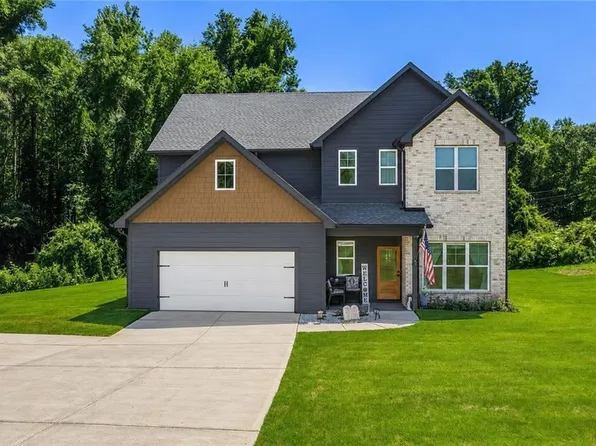 24 Plantation Oaks Dr, Rockmart, GA 30153