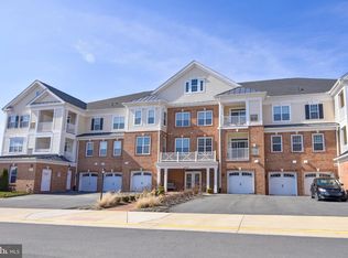 21025 Rocky Knoll Sq APT 207, Ashburn, VA 20147