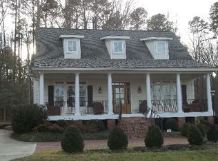 656 Robinson Ferry Rd, Macon, NC 27551