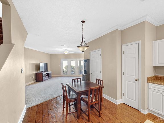 4th image of 7239 Majestic Blvd
