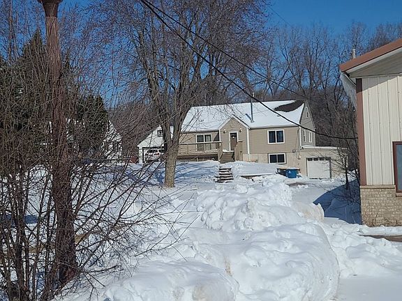 2nd image of 469 Little Canada Rd E