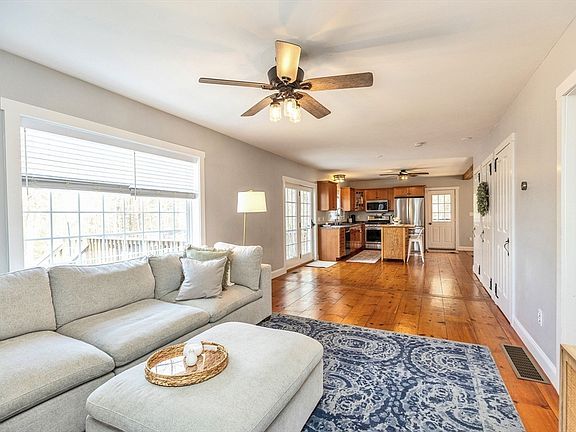 4th image of 189 Byam Rd