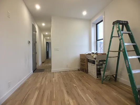 Rented by Sovereign Associates | media 23