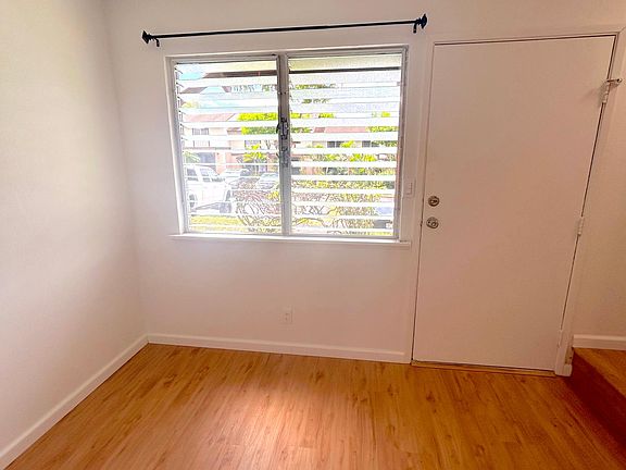 5th image of 94-1480 Lanikuhana Ave APT 527
