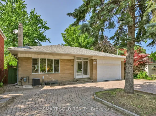 158 York Mills Rd, Toronto, ON M2L 1K7