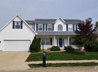 2111 W Gerald Dr, Peoria, IL 61615