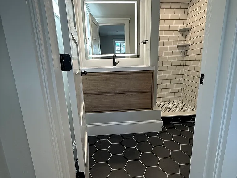 95 Grant St #2 — Photo 15