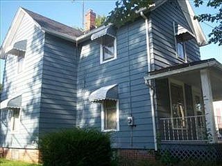 1st image of 294 College St