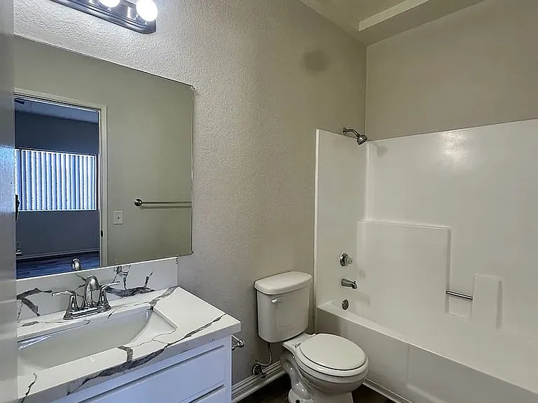 4940 Lewis Rd — Photo 20