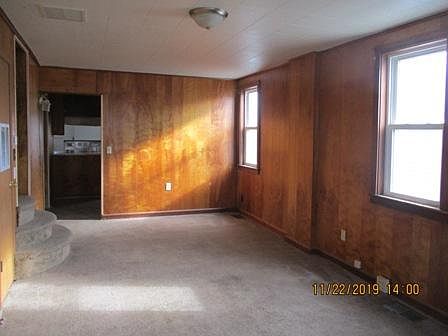2nd image of 2216 Crystal St