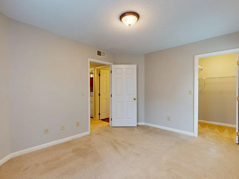 1203 Wilshire Cir — Photo 24