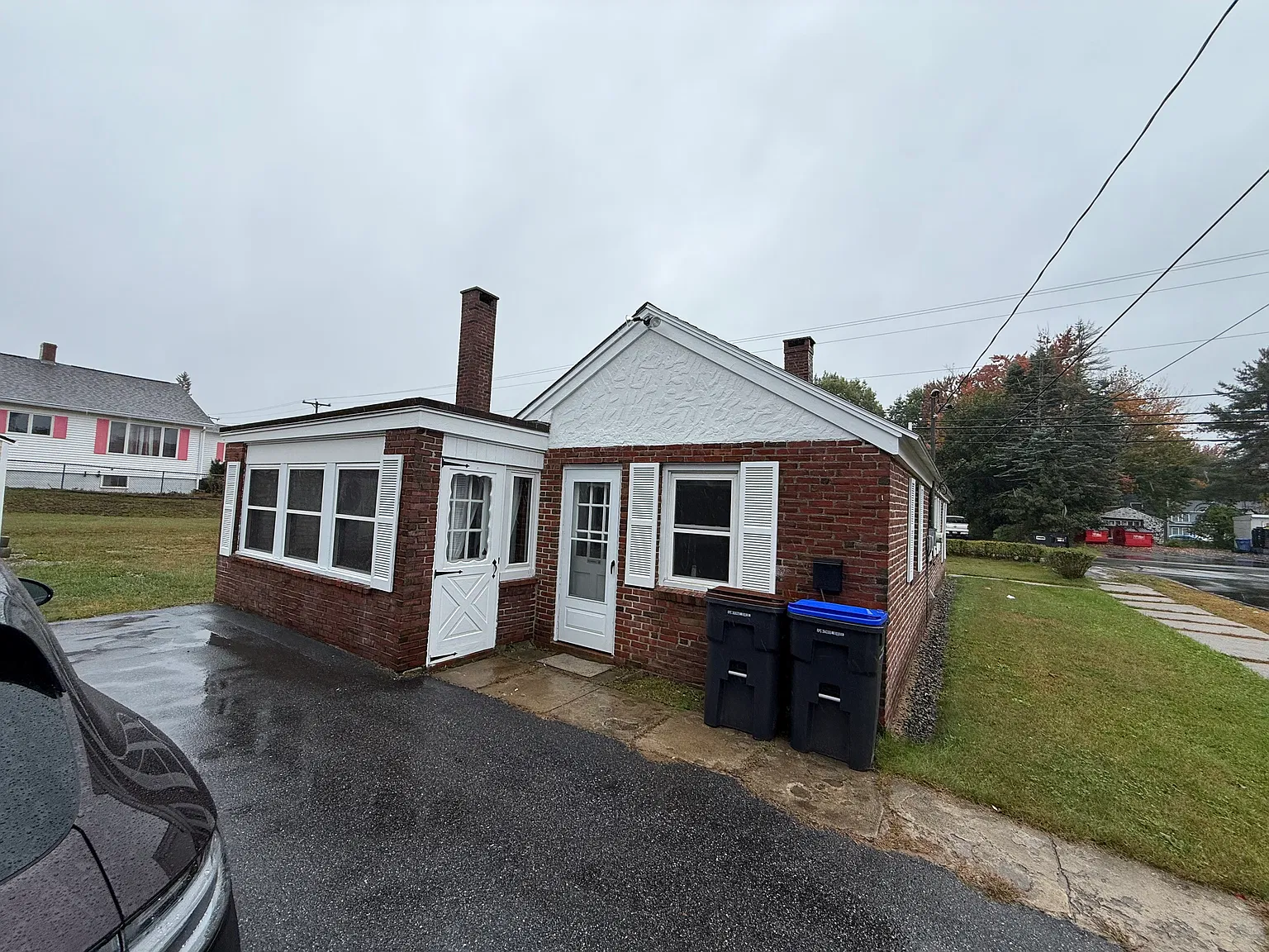3 bed, 1368 sqft, $2,200 — Photo 3