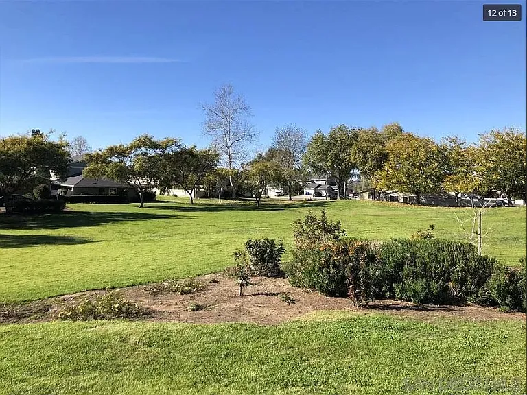 1809 Eastwood Ln — Photo 18