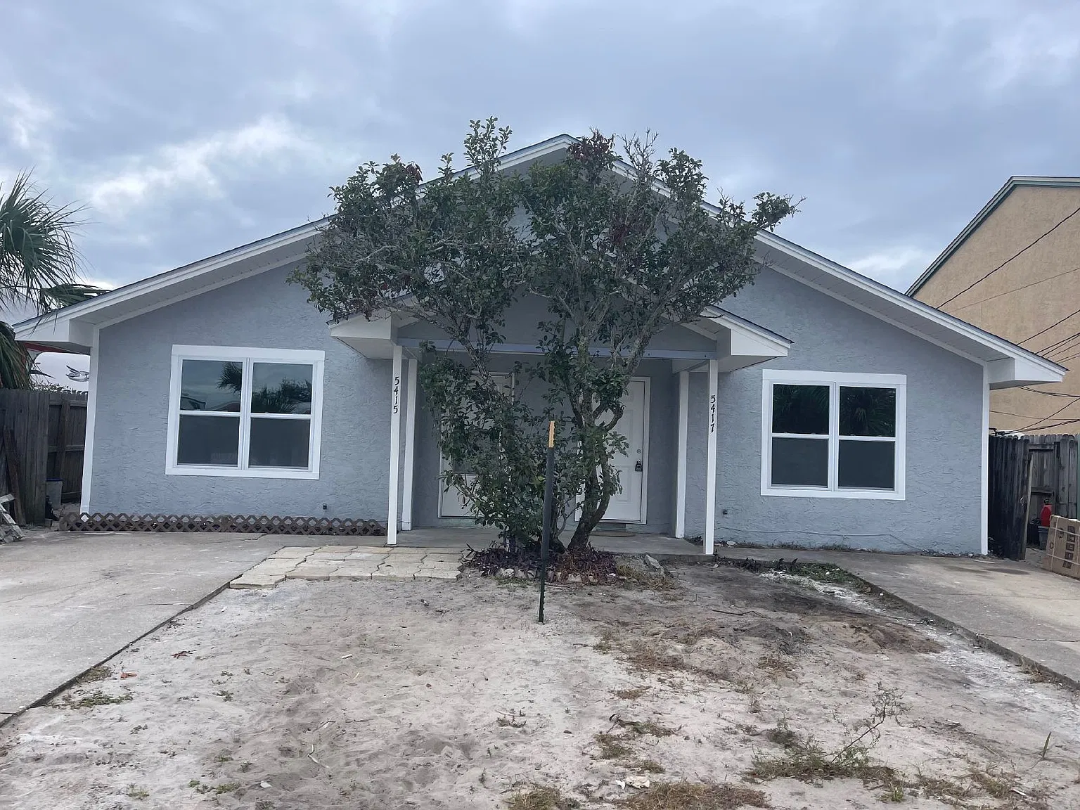 1 bed, 1.0 bath, 800 sqft, $1,300 — Photo 1