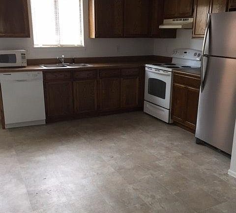 Dining Room-Kitchen
