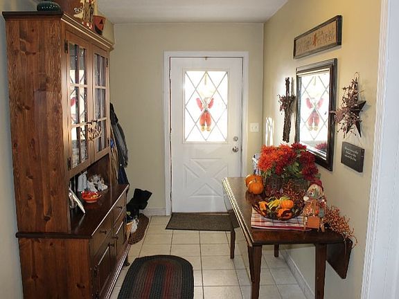 5th image of 1312 Edgar Ave