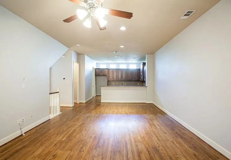 5124 Belmont Ave — Photo 14