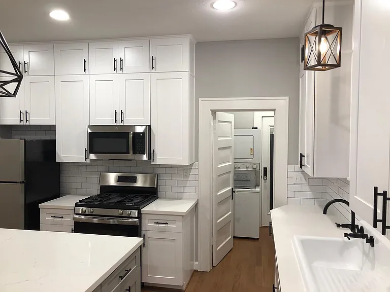 1742 W Main St — Photo 5