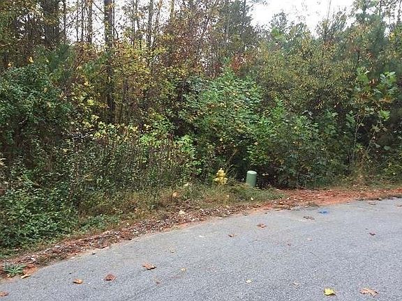 3rd image of 148 Knotts Ln #148