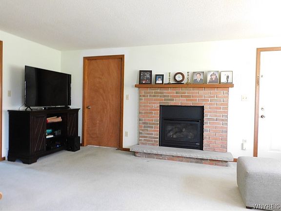 3rd image of 13 Wellington Ct