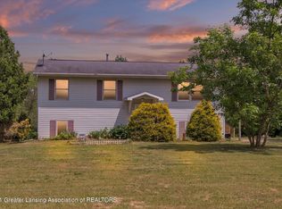 9471 Wilson Rd, Eaton Rapids, MI 48827