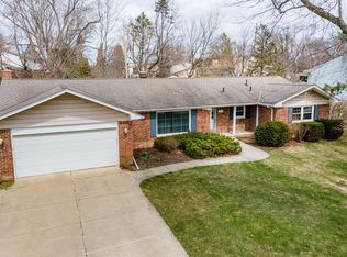 2018 Chalet Dr, Rochester Hills, MI 48309