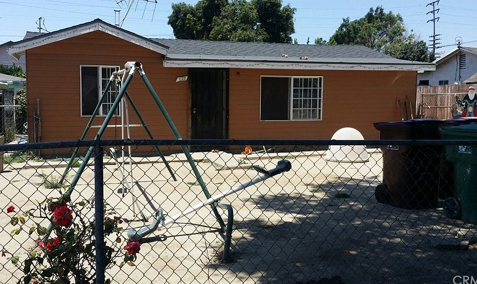 2nd image of 1122 S Golden West Ave