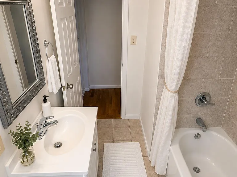 52 Hoffman Ln — Photo 15
