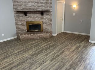 506 Ivanhoe Dr, Victoria, TX 77901