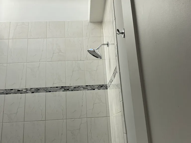 shower/tub with skylight and new hardware