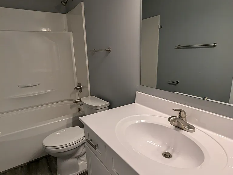 71 American Ave NE #83 — Photo 9