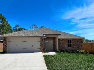 320 Cassady Ln, Crestview, FL 32539